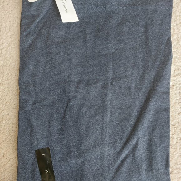 NEW Banana Republic Factory ECO Premium Wash T shirt Men's BLUE - Picture 3 of 3